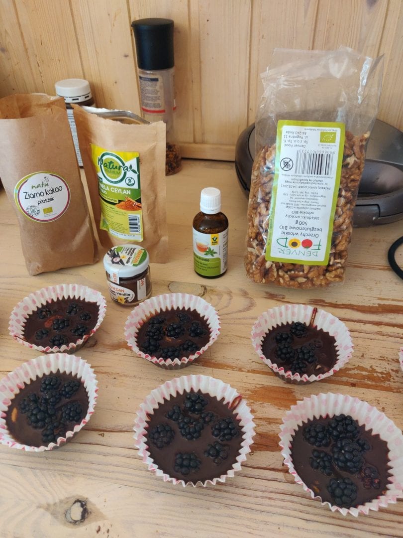 Raw Cacao Chocolates The Lovetarian Way Raw Cacao Chocolates The Lovetarian Way